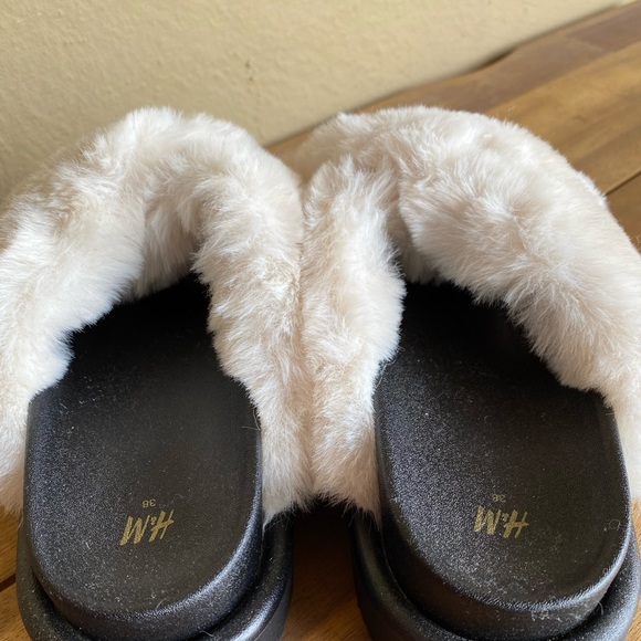 Faux Fur Slippers - Picture 7 of 9